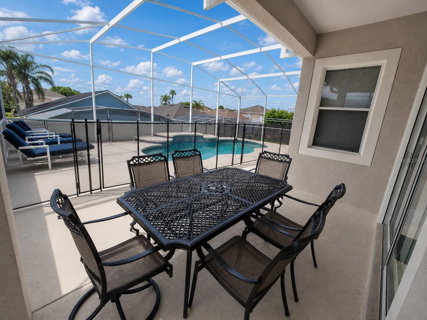 205 Gleneagles Dr Property Photo 6