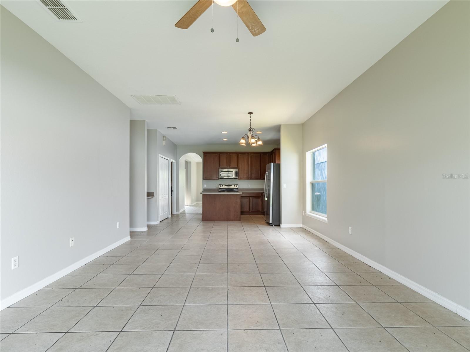 2121 Continental St Property Photo 10