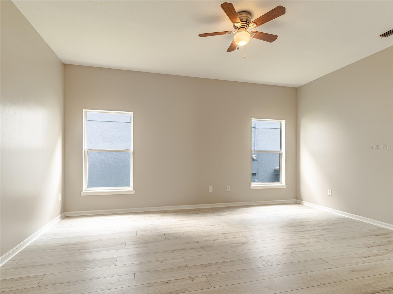 2121 Continental St Property Photo 20