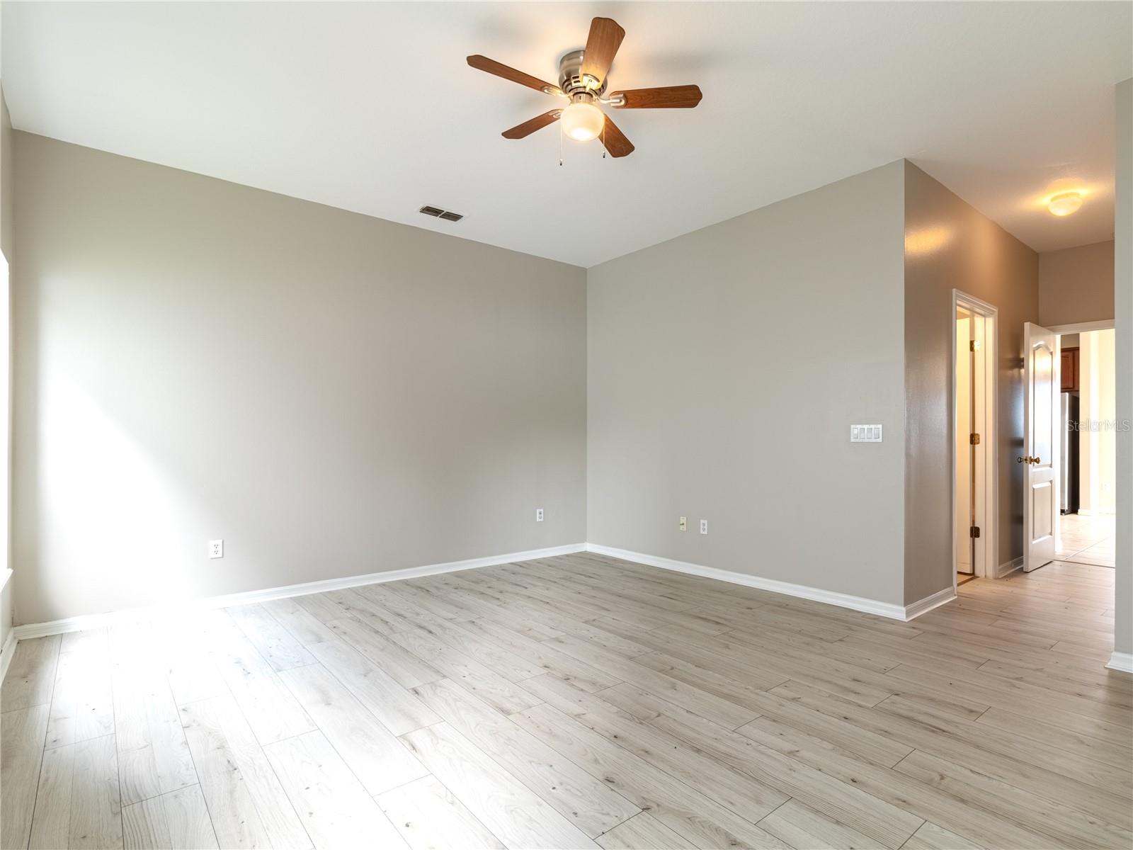 2121 Continental St Property Photo 21