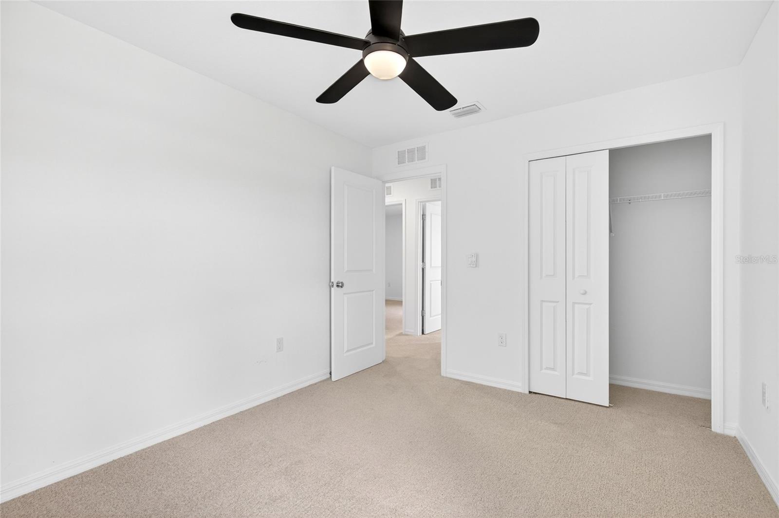 3809 Ambersweet Xing Property Photo 25