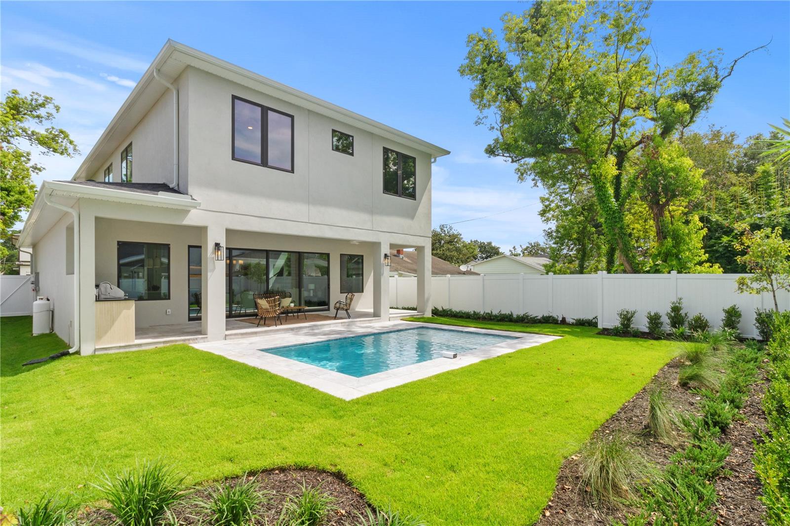 516 Clayton St Property Photo 37