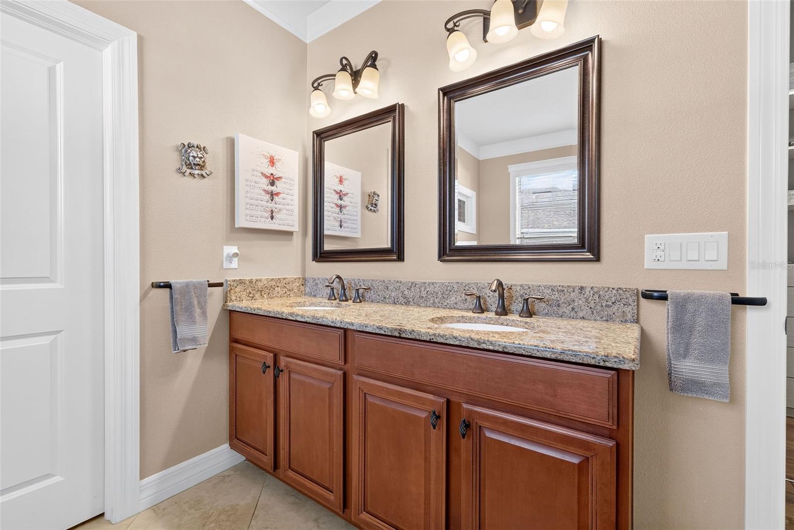 5717 Tarleton Way Property Photo 28