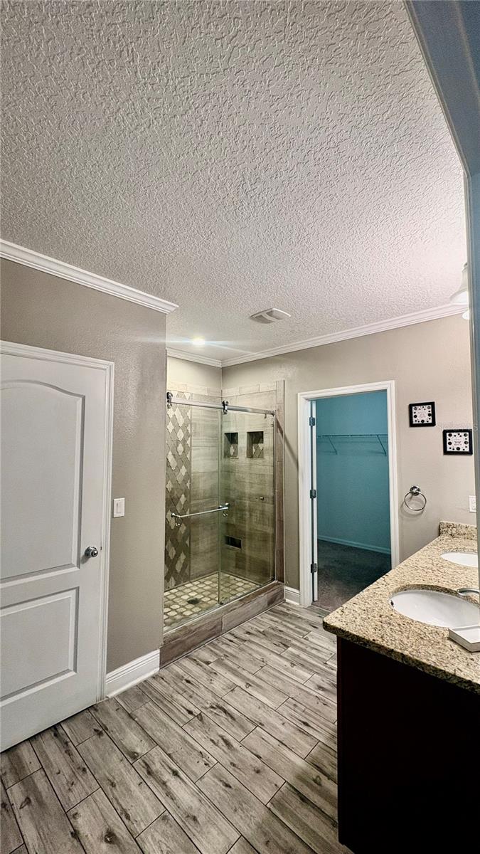5787 Marsh Landing Dr Property Photo 14