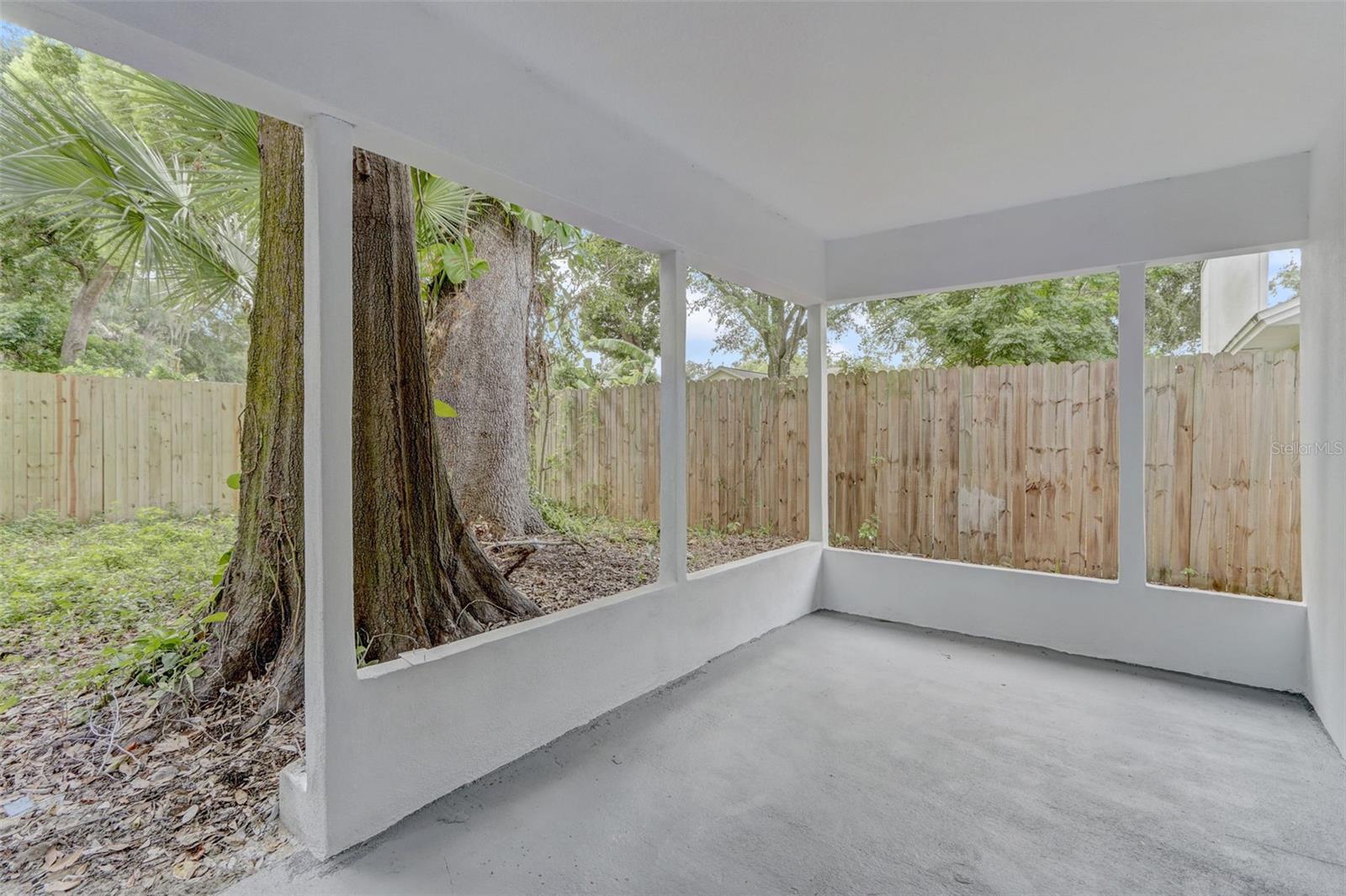 7711 Lakeside Woods Dr Property Photo 38