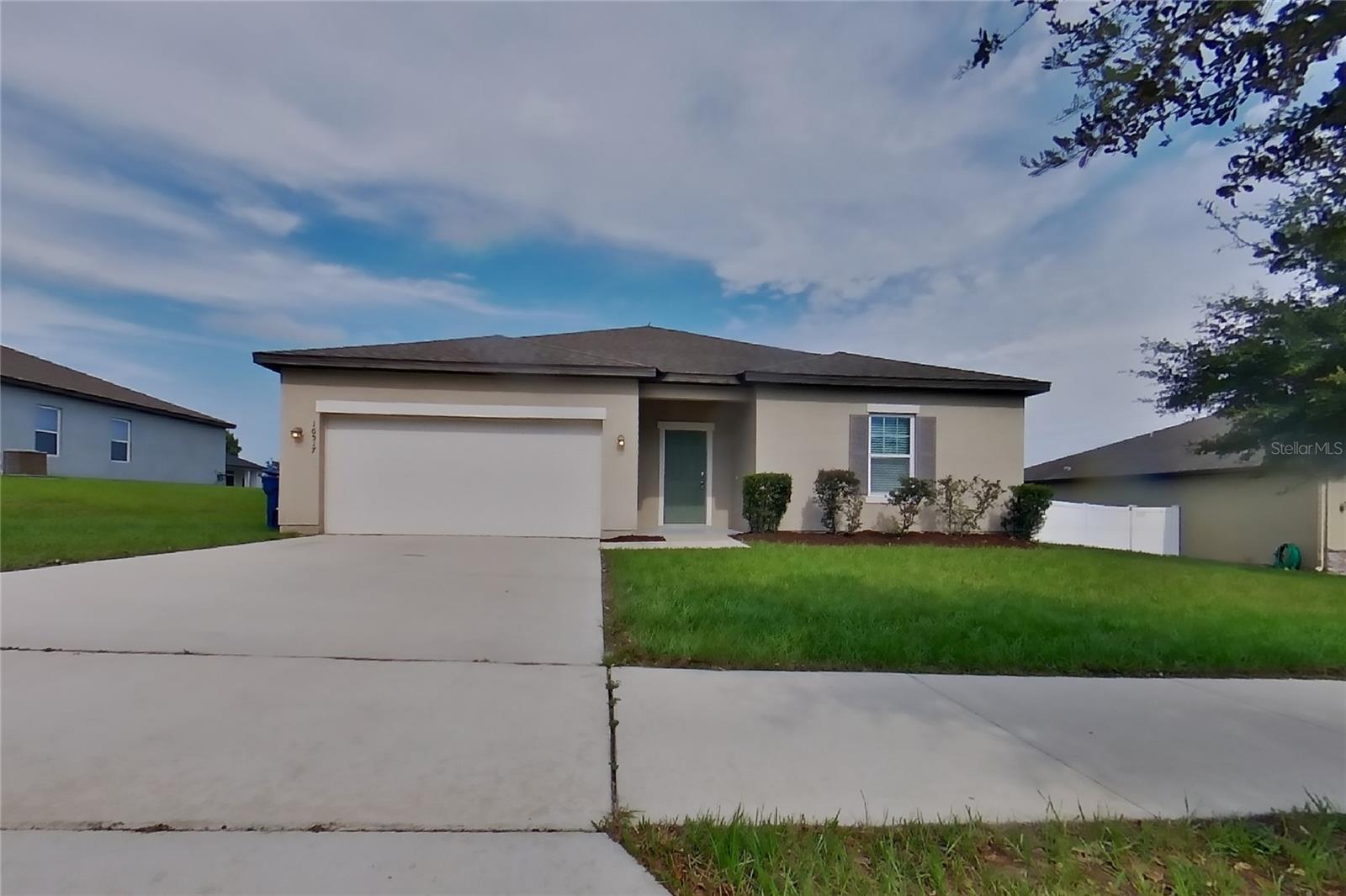 O6432482 Property Photo 1