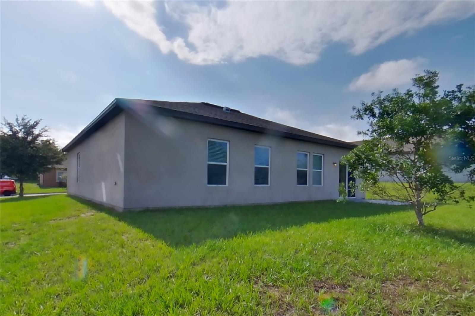O6432482 Property Photo 15