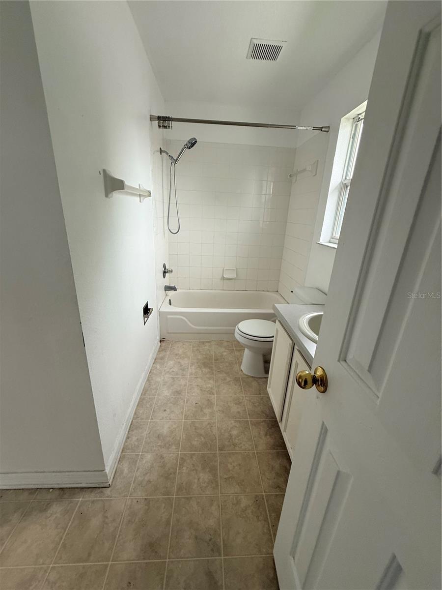 2918 Blooming Alamanda Loop Property Photo 20