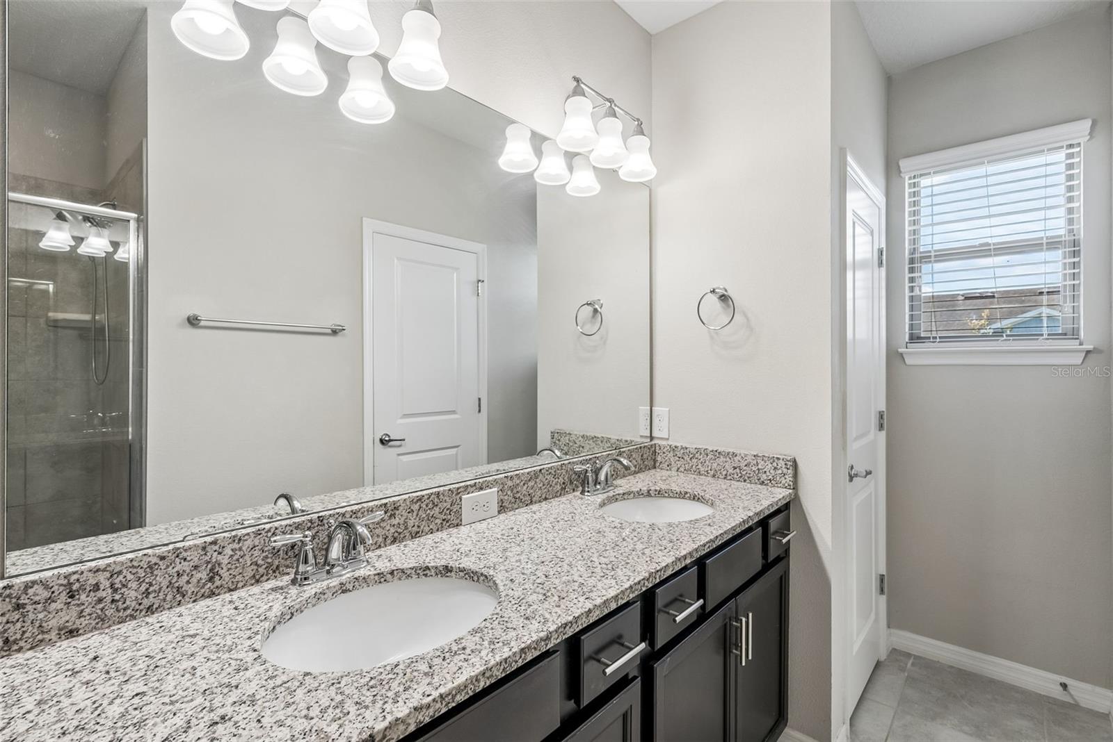 588 Piazza Pt Property Photo 12