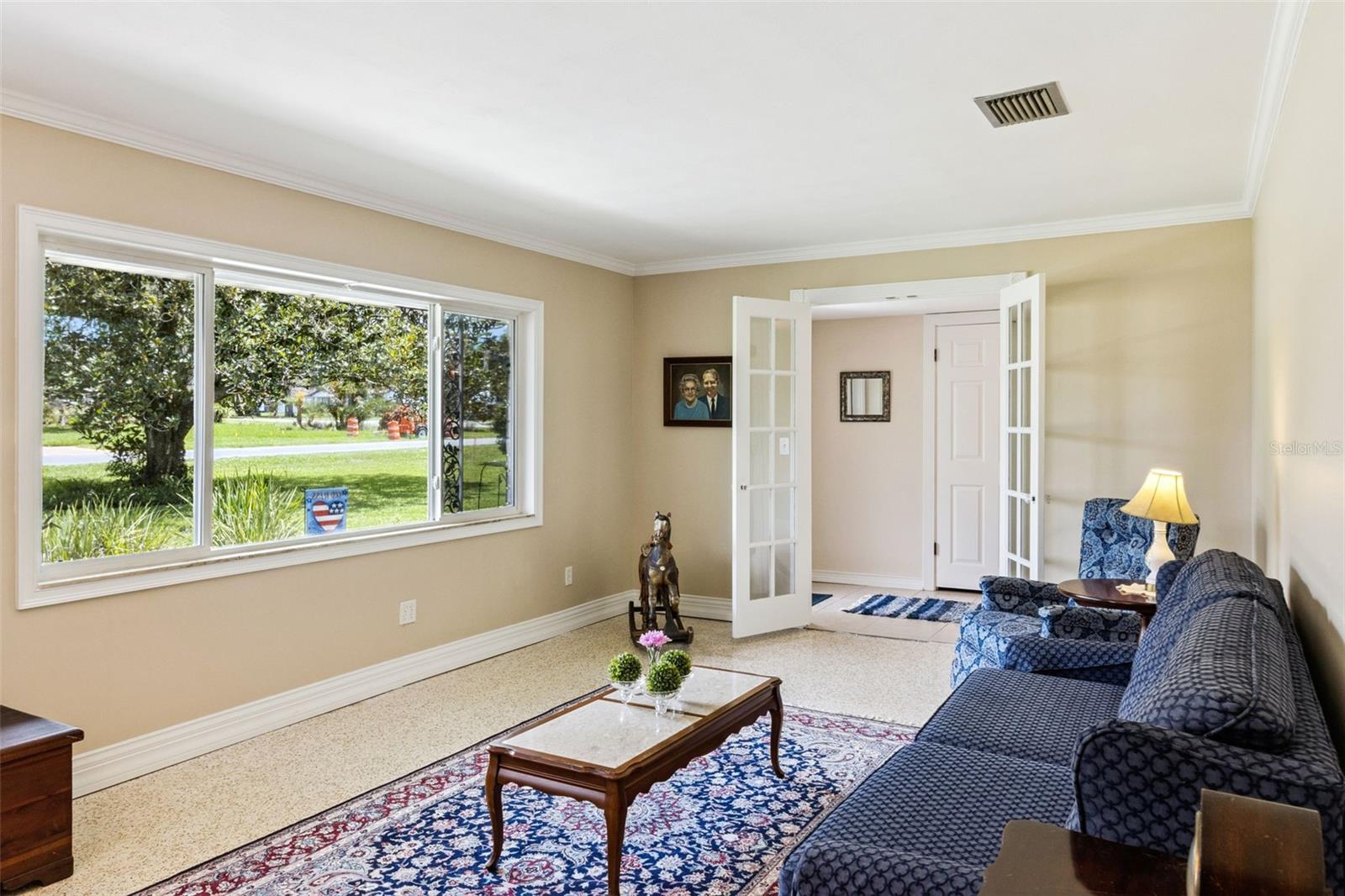 101 Ronele Dr Property Photo 6