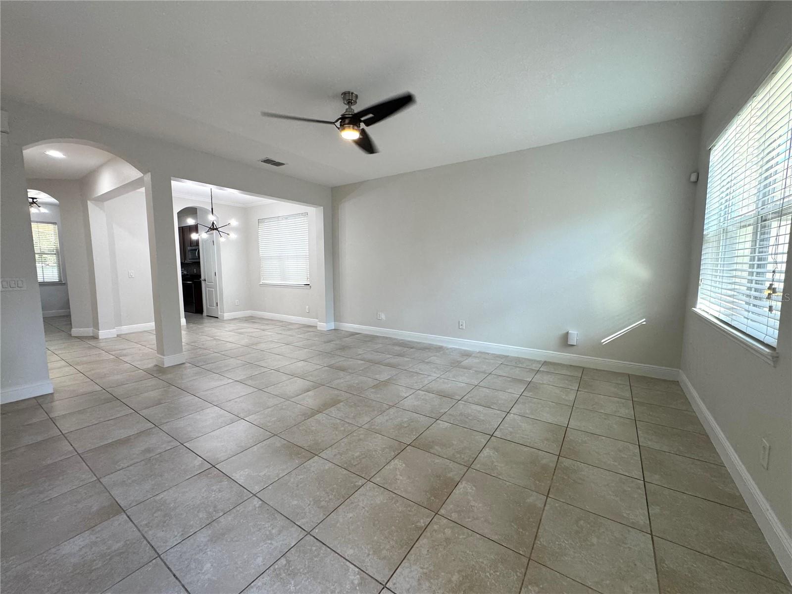 12784 Garridan Ave Property Photo 3