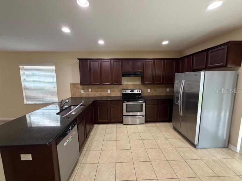 12669 Belcroft Dr Property Photo 4