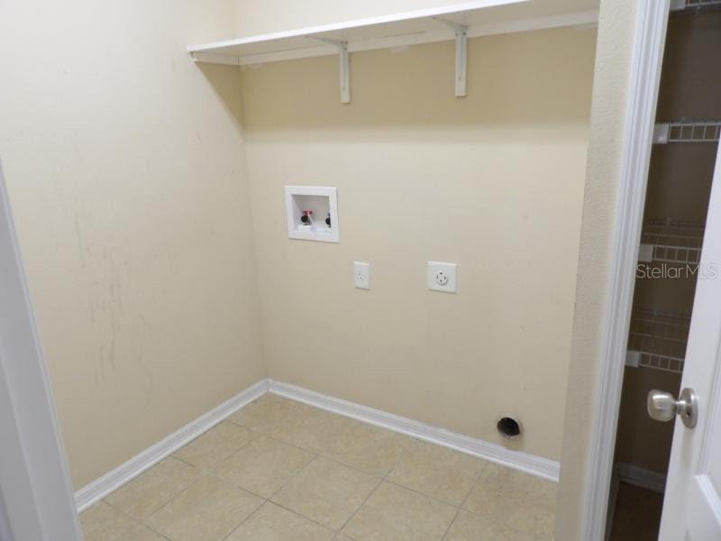 12669 Belcroft Dr Property Photo 5