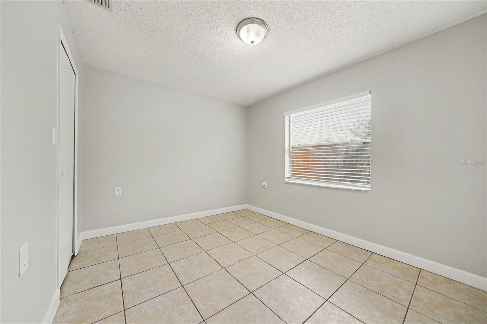 1034 Clovercrest Rd Property Photo 14