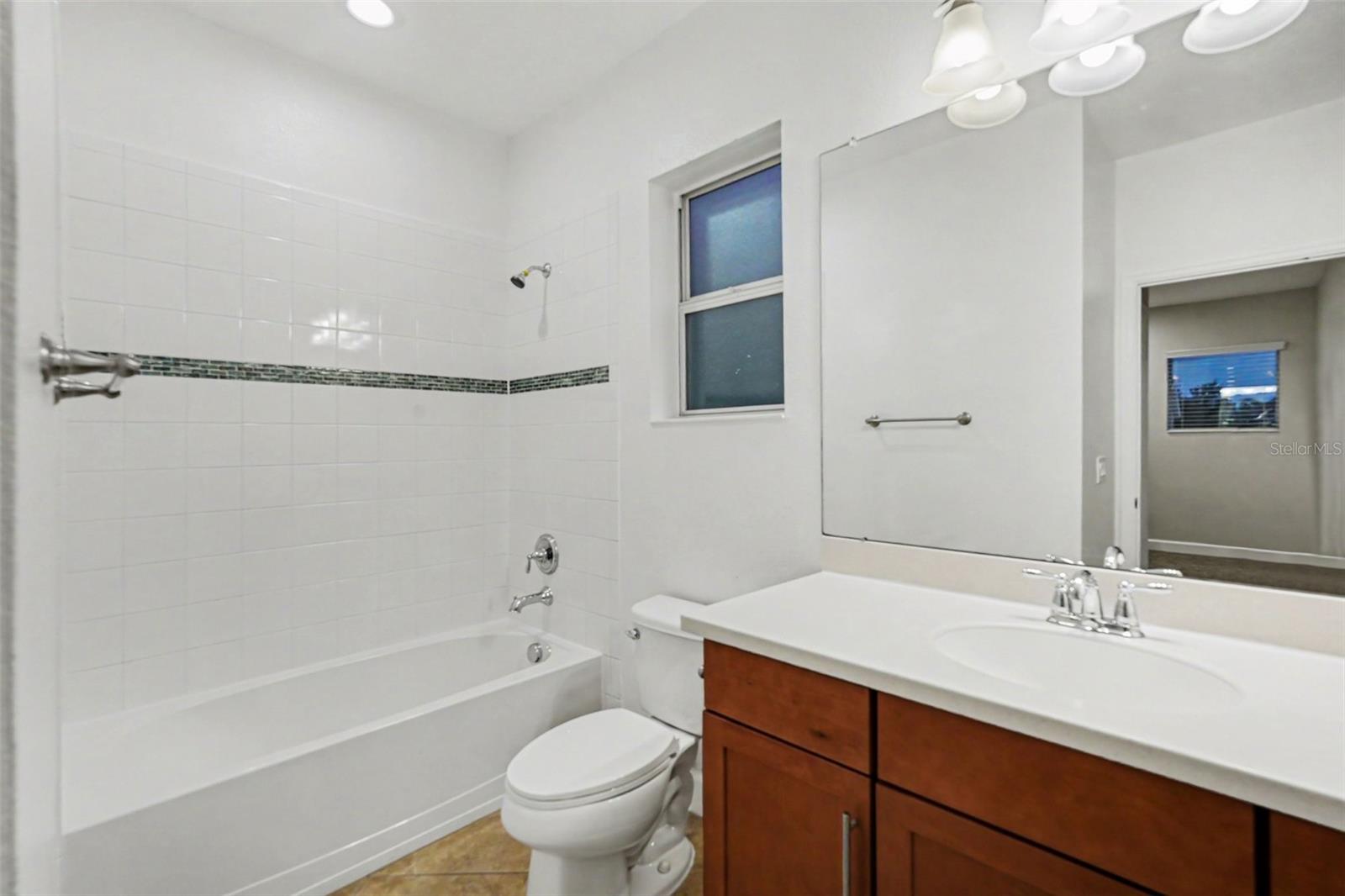 11188 Grand Winthrop Ave Property Photo 9