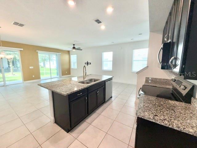 2337 Shadowland Loop Property Photo 7