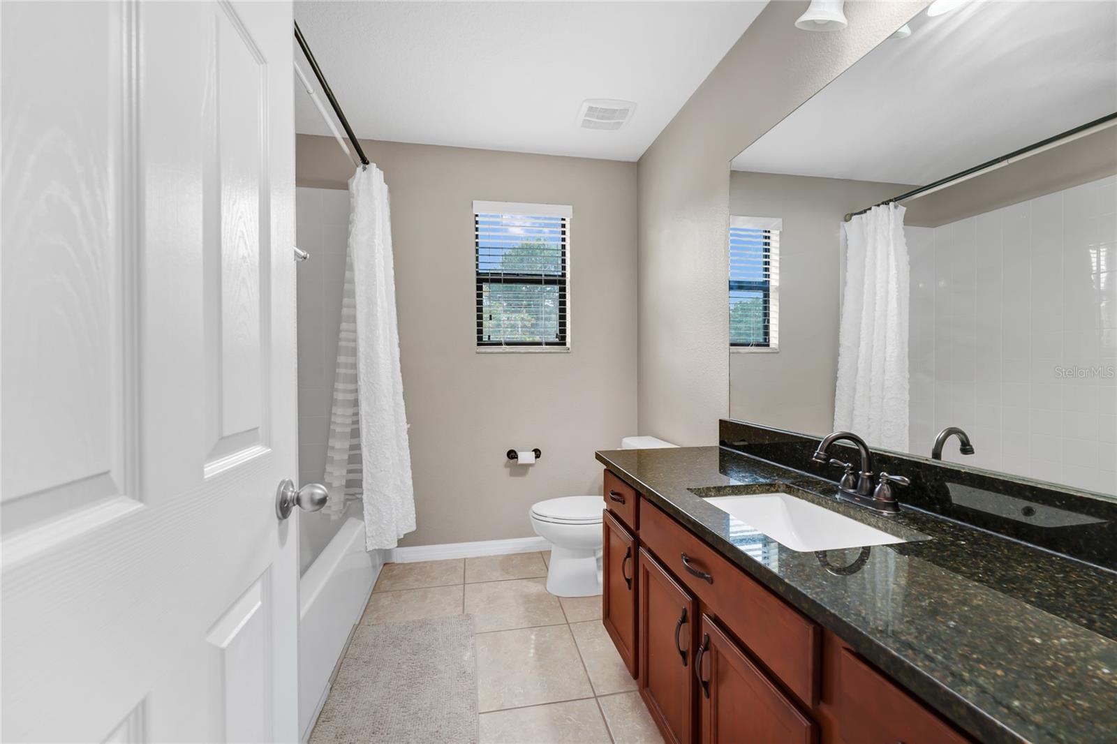 10037 Leyburn Ct Property Photo 35