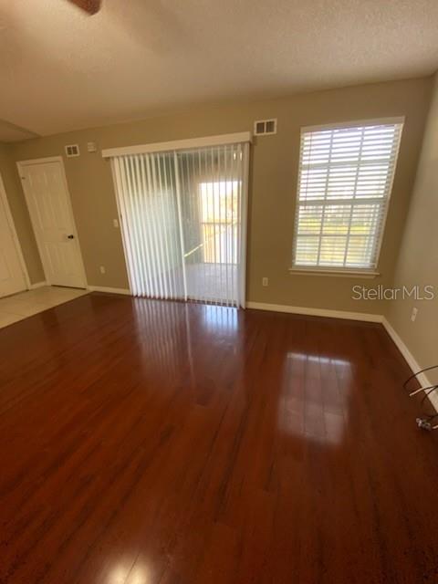 5028 Park Central Dr #2128 Property Photo 6