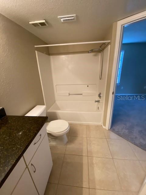 5028 Park Central Dr #2128 Property Photo 13