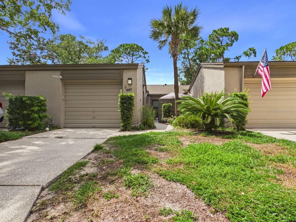 407 Meadowood Blvd Property Photo 1