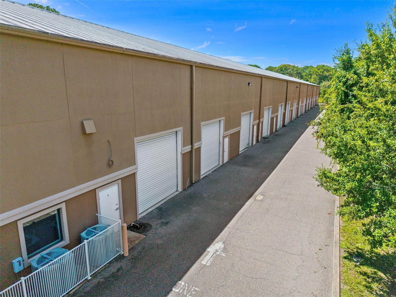 585 Commonwealth Blvd Property Photo 4
