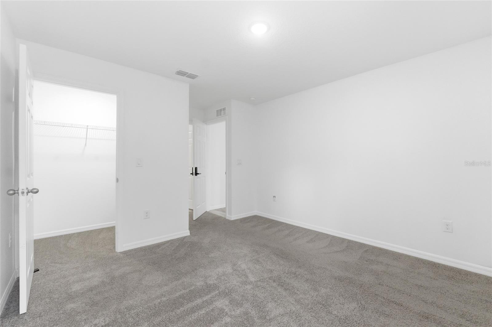 302 Avenue P Nw Property Photo 11