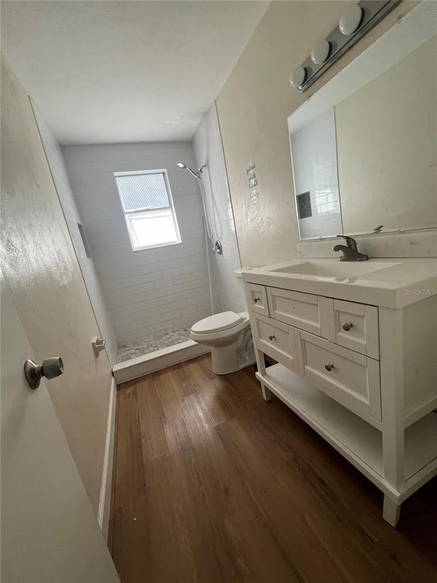 536 Ruth St Property Photo 8