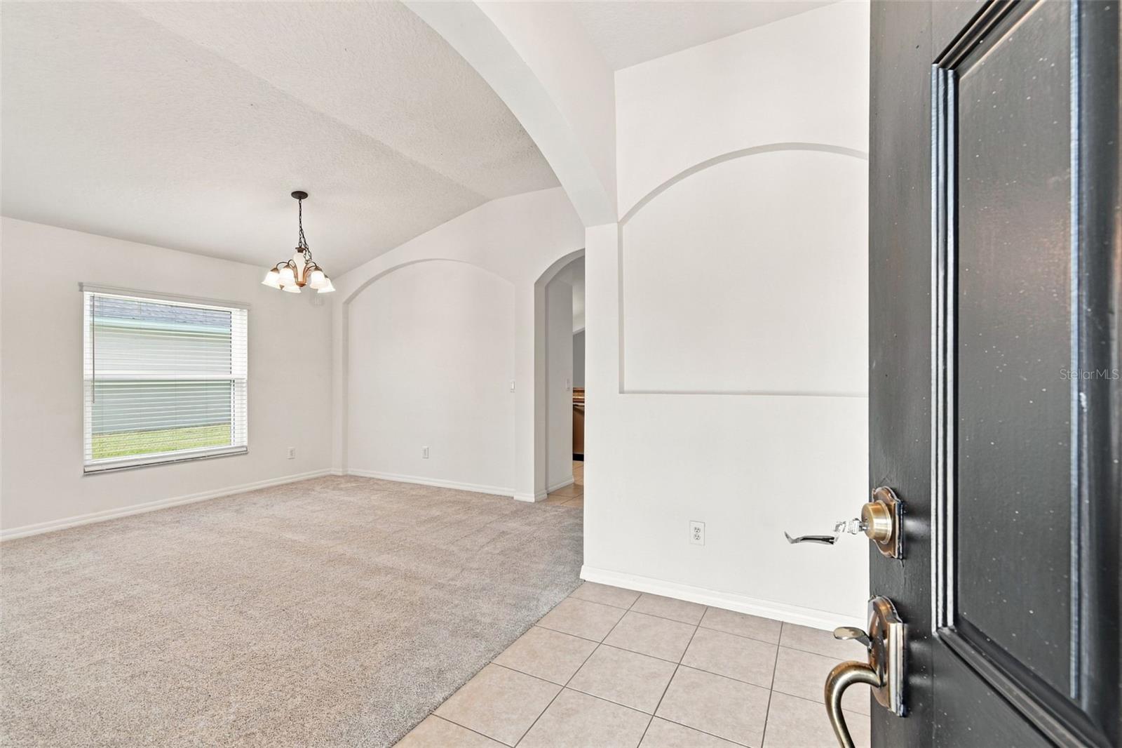 1151 Beech Grove Way Property Photo 4