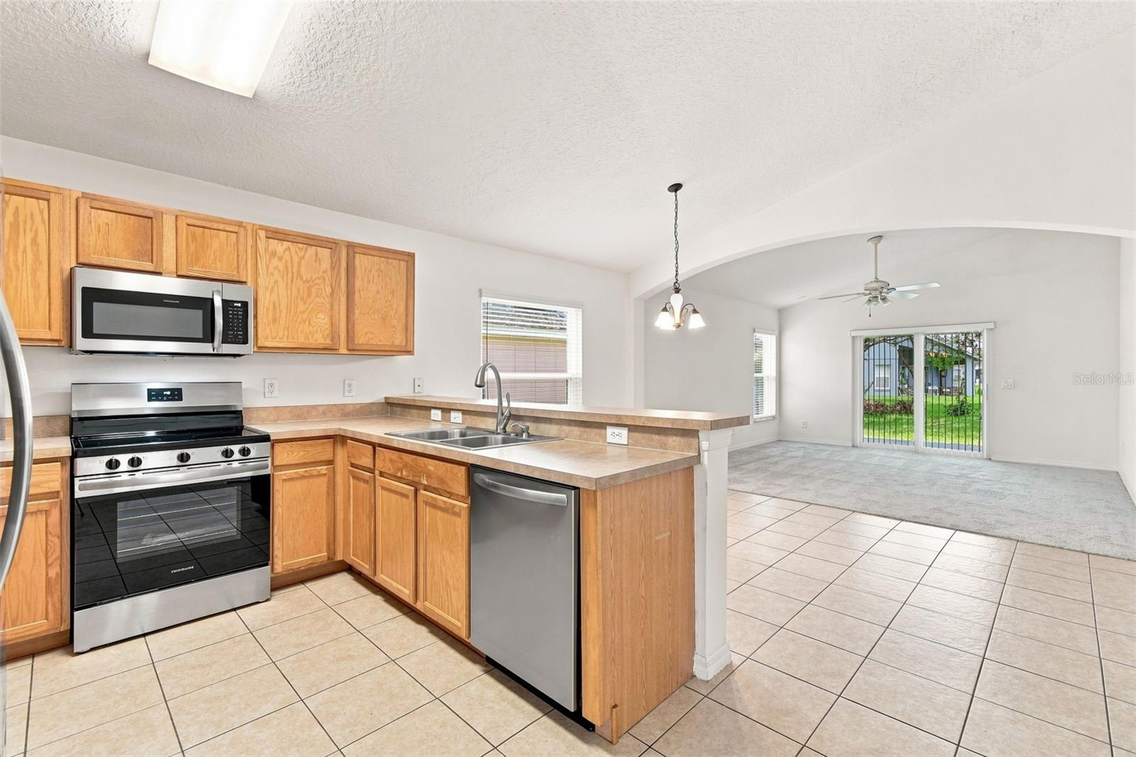 1151 Beech Grove Way Property Photo 10