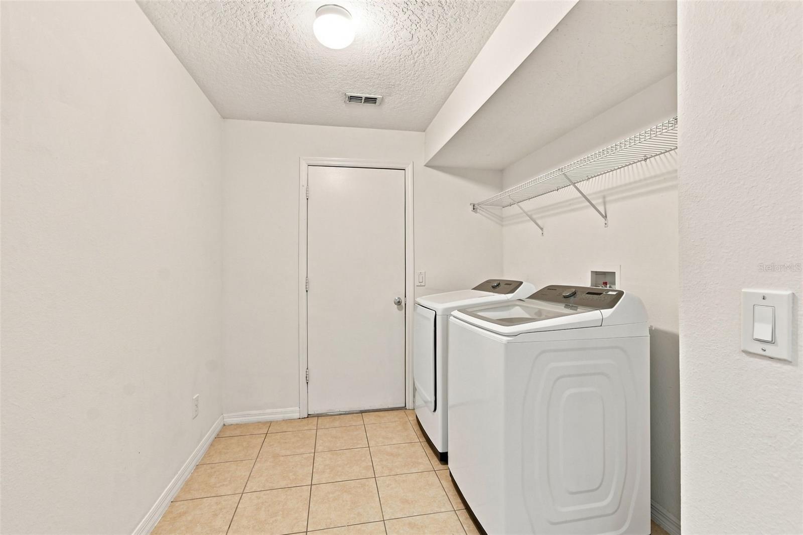 1151 Beech Grove Way Property Photo 16