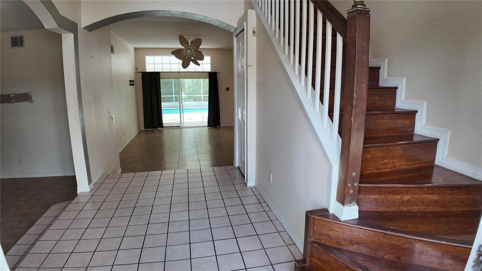 2727 Running Springs Loop Property Photo 2