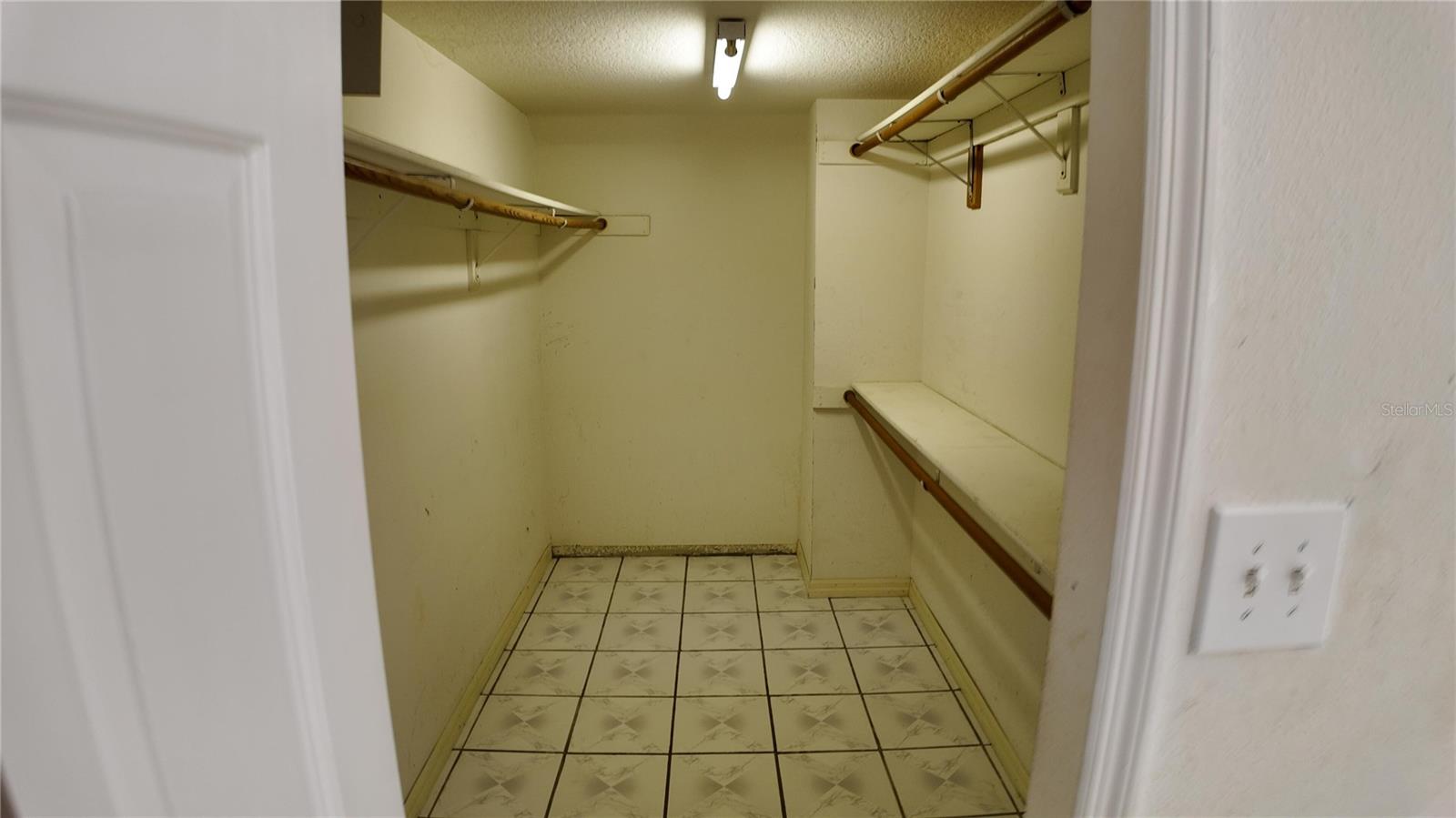 2727 Running Springs Loop Property Photo 27
