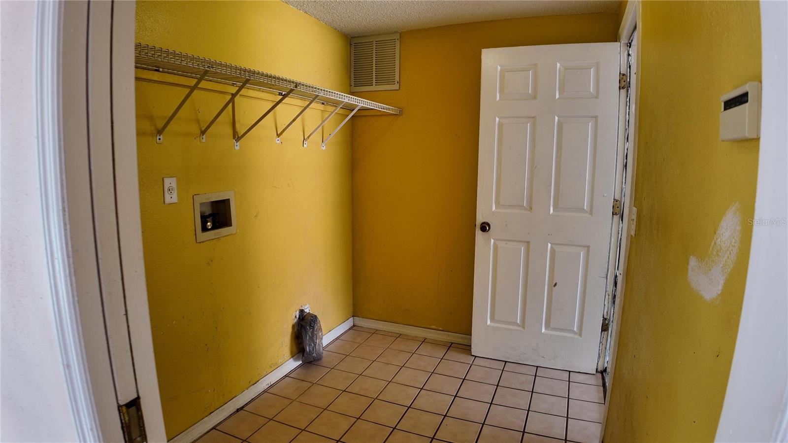 2727 Running Springs Loop Property Photo 34