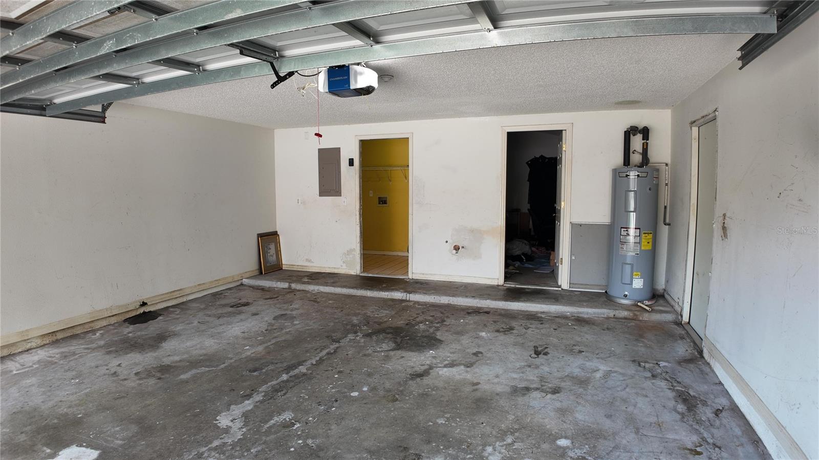2727 Running Springs Loop Property Photo 36