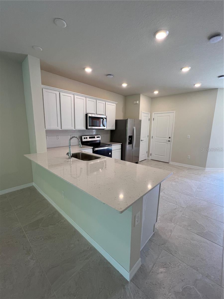 4793 Sparkling Shell Ave Property Photo 3