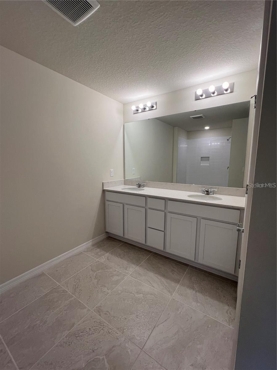4793 Sparkling Shell Ave Property Photo 8