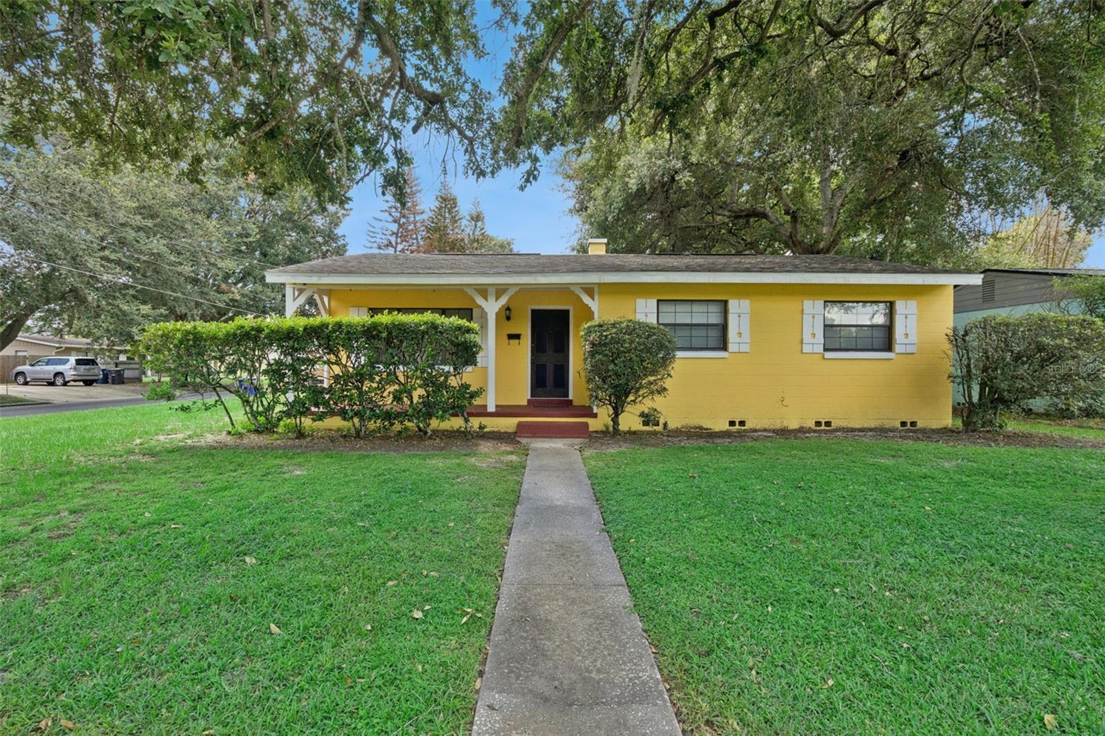 2028 ALBERT LEE PKWY Property Photo 1