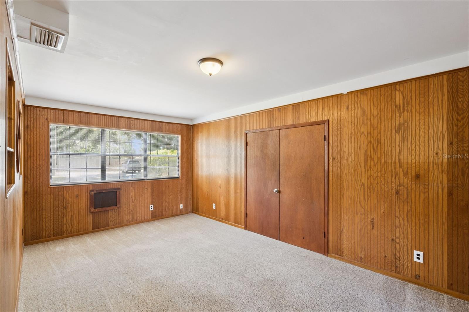 2028 Albert Lee Pkwy Property Photo 8