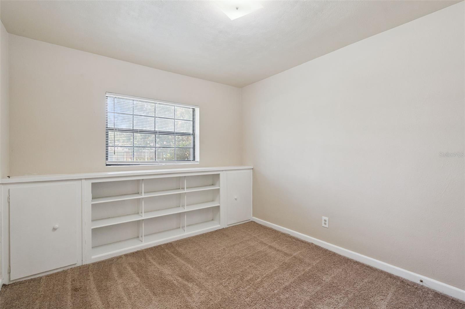 2028 Albert Lee Pkwy Property Photo 14