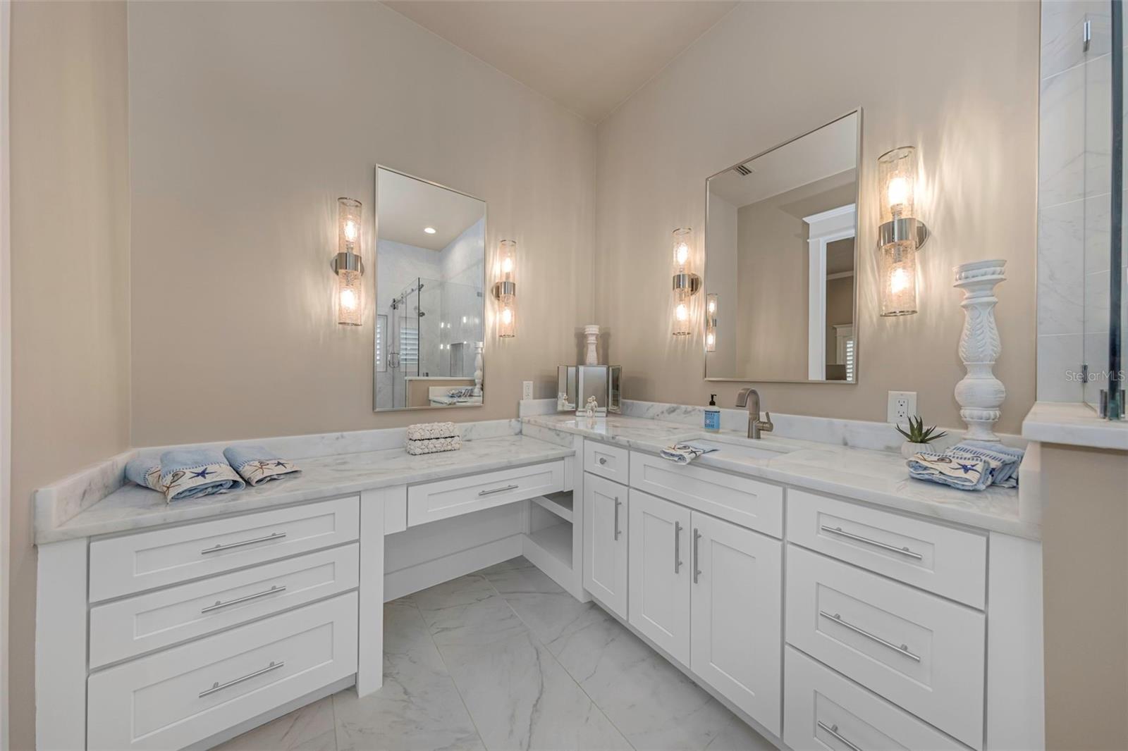 1744 Santa Barbara Dr Property Photo 40