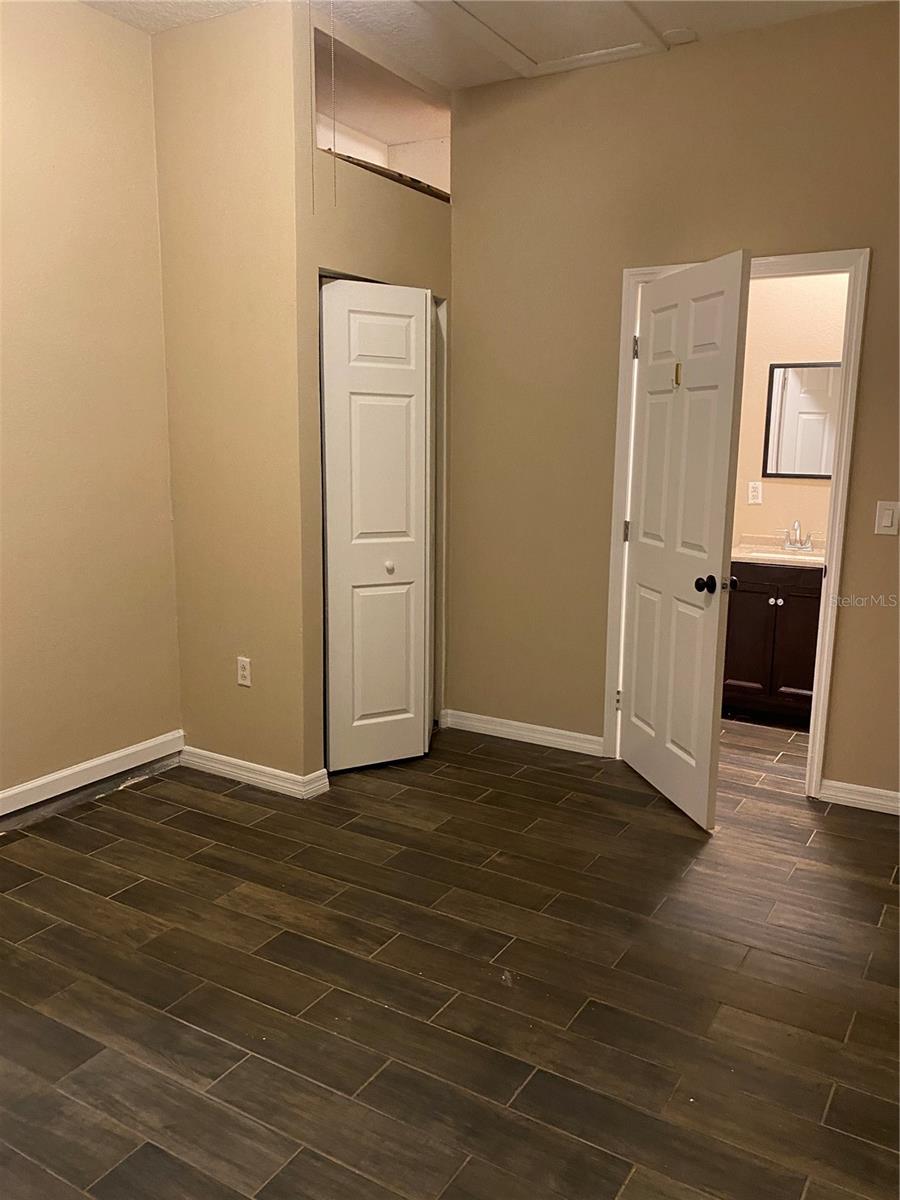 16171 Old Ash Loop Property Photo 13