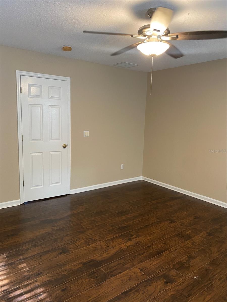 16171 Old Ash Loop Property Photo 17