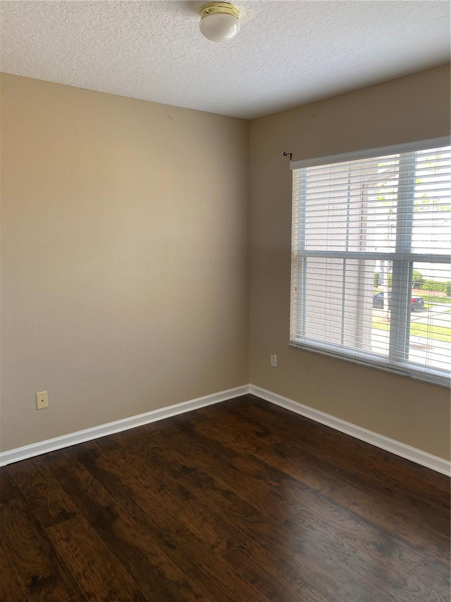 16171 Old Ash Loop Property Photo 24