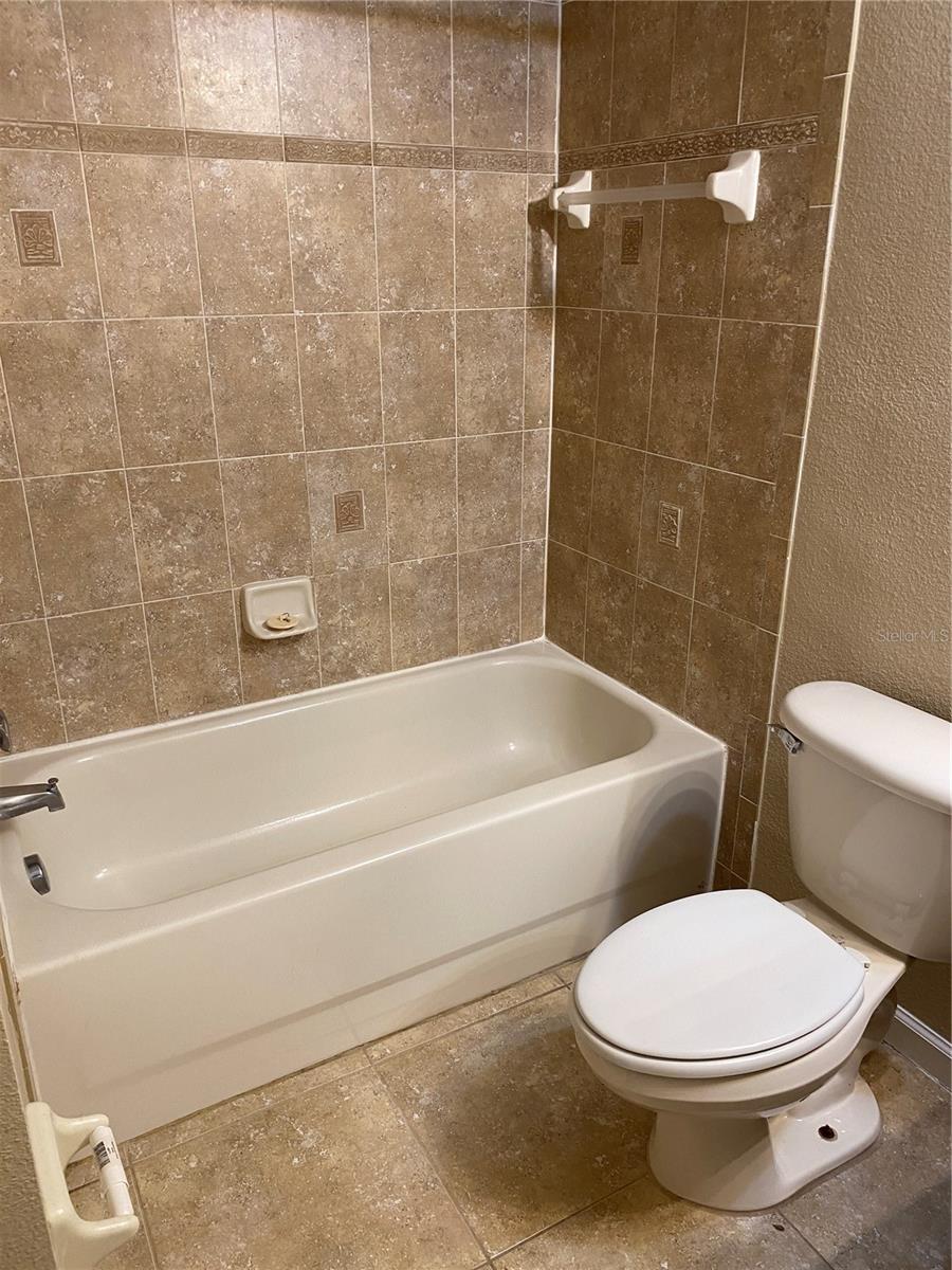 16171 Old Ash Loop Property Photo 25