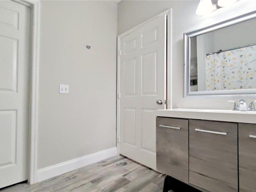 6025 Westgate Dr #2511 Property Photo 14