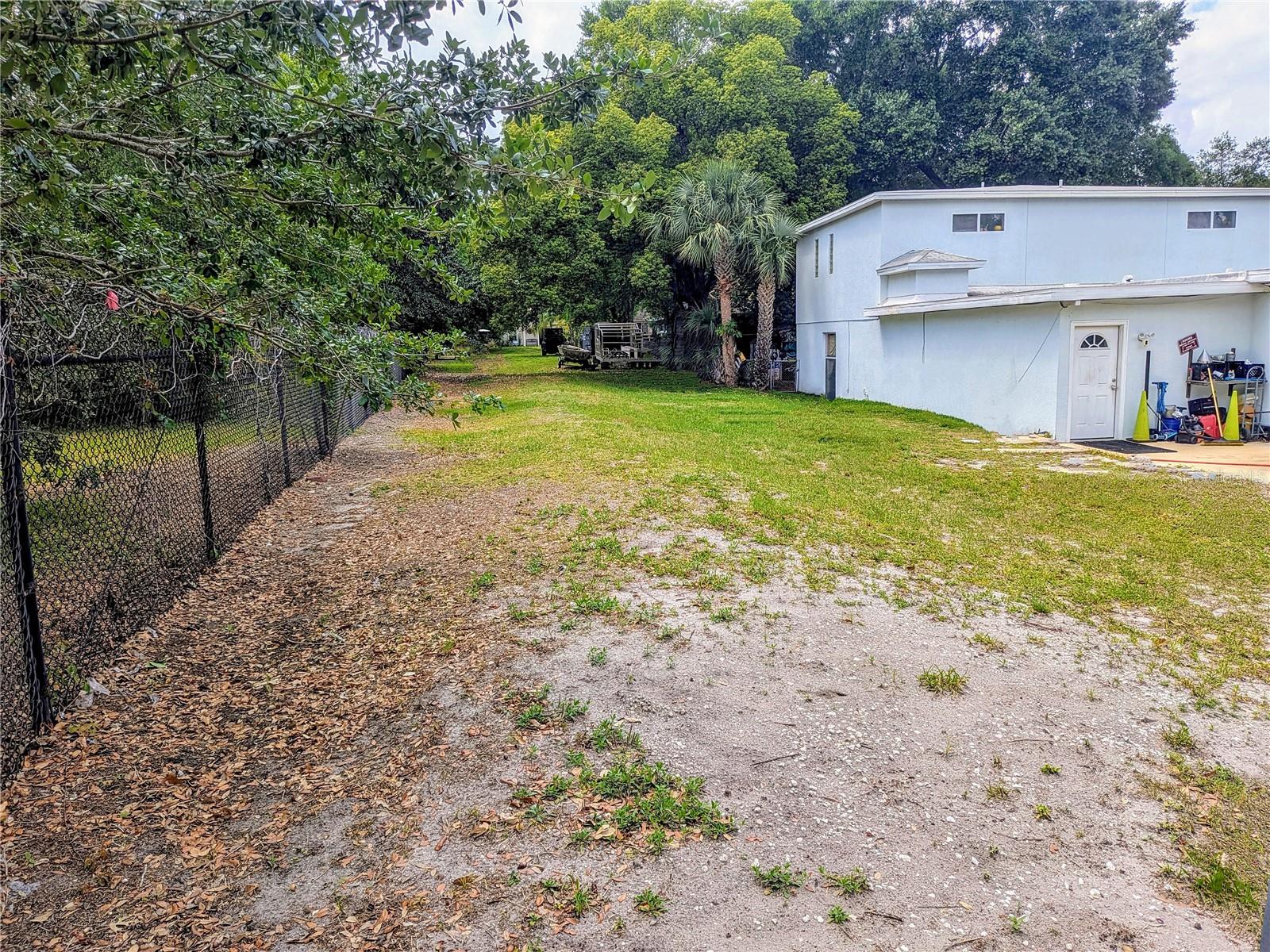 418 S Hyer Ave Property Photo 6