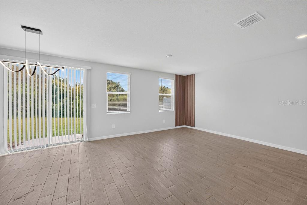 7630 Intrepid Rd Property Photo 11