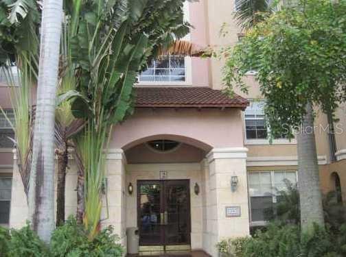 19655 E COUNTRY CLUB DR #6403 Property Photo 1