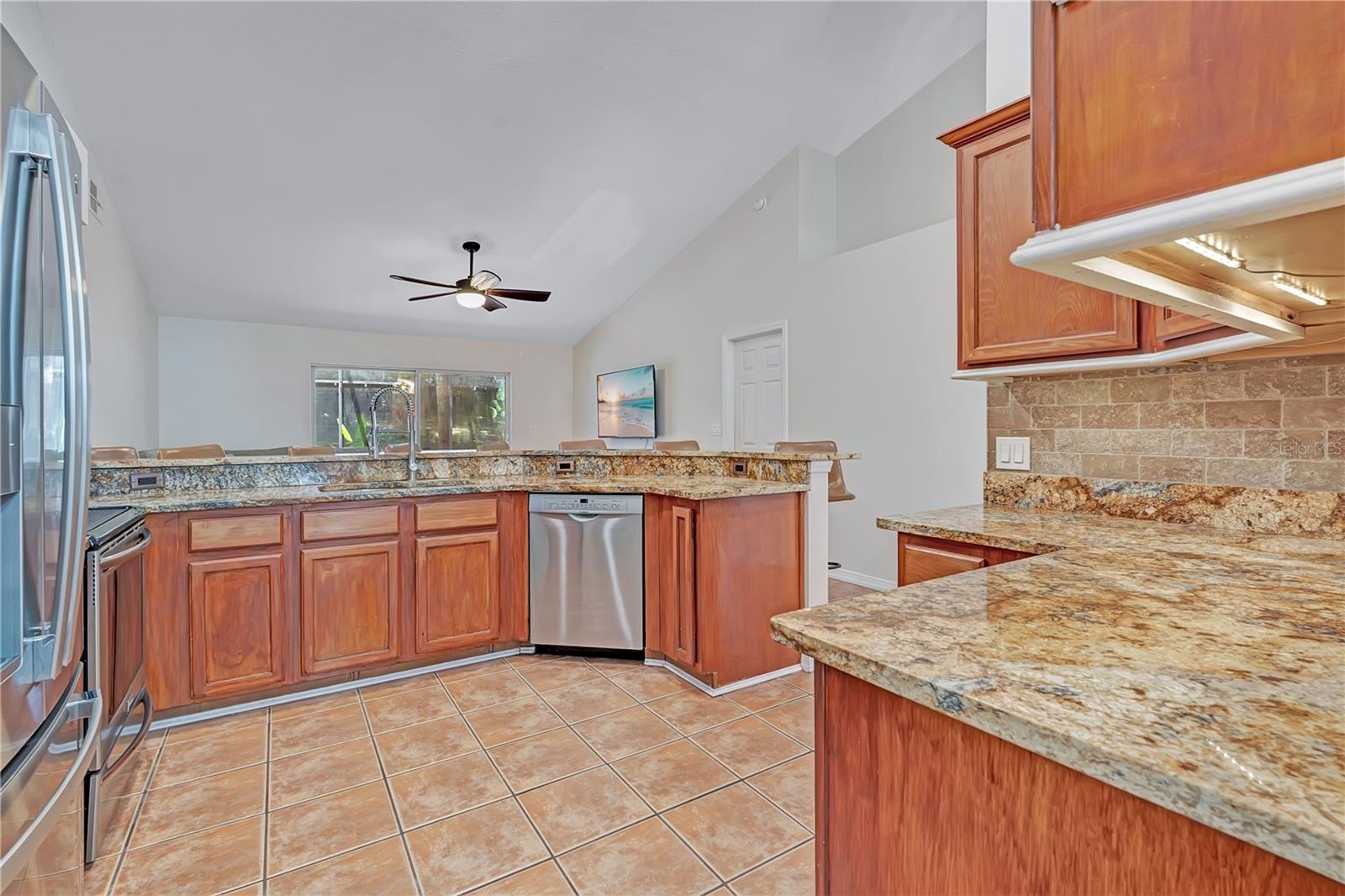 836 Elm Forest Dr Property Photo 5