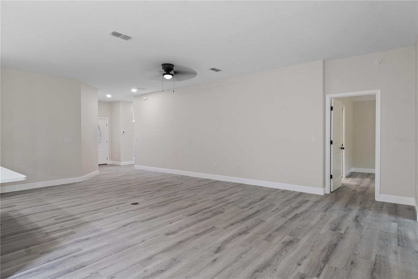 1768 E Bismark St Property Photo 7